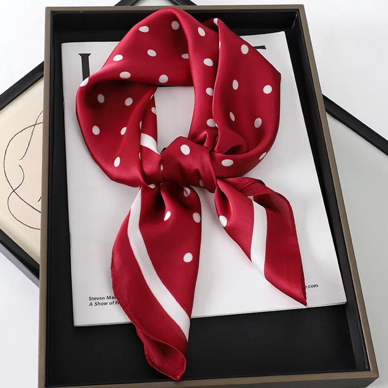 الفاخرة سيدة الشعر نقطة وشاح ا - مراجعة Scarf Silk Square وسعره